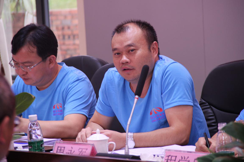 弘揚工匠精神，傳承文化技藝——路面分公司舉行“拜師學(xué)藝”活動