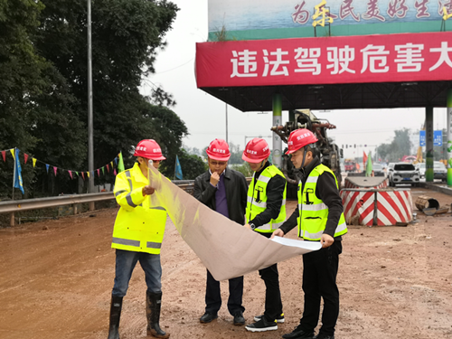 公司黨委委員、工會主席鄭植赴成樂高速擴容建設項目E2-SG2項目經(jīng)理分部調(diào)研勞動競賽開展情況