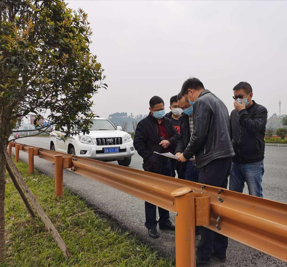 公司黨委委員、副總經(jīng)理尹山赴成樂E2-SG2項目指導養(yǎng)護基地選址工作