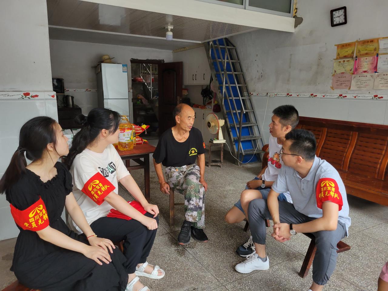 聆聽老兵故事 傳承紅色基因 ——走訪慰問參加對(duì)越自衛(wèi)反擊戰(zhàn)老兵