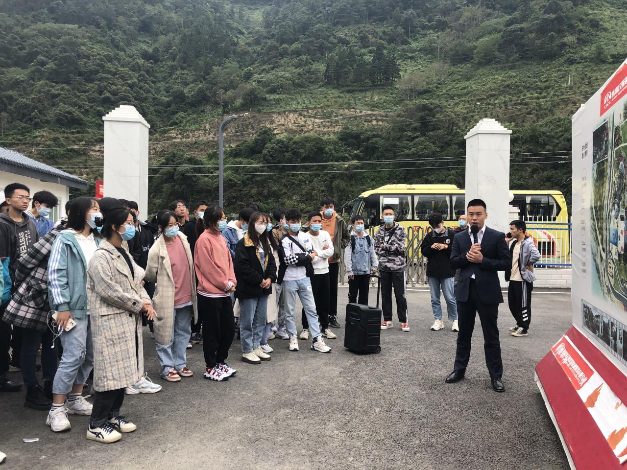企?；ヂ?lián)探新路 強學力行開新局